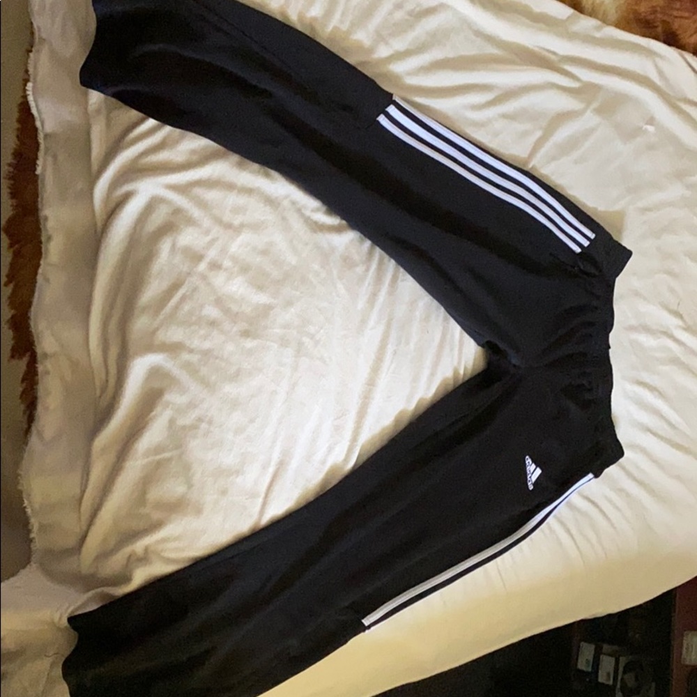 Men’s jogger- Adidas XL